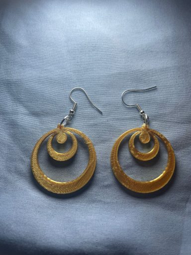 Pendientes dorados